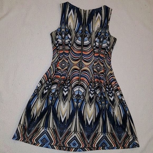 Gabby Skye Bohemian Knee-length Dress - Picture 2 of 6